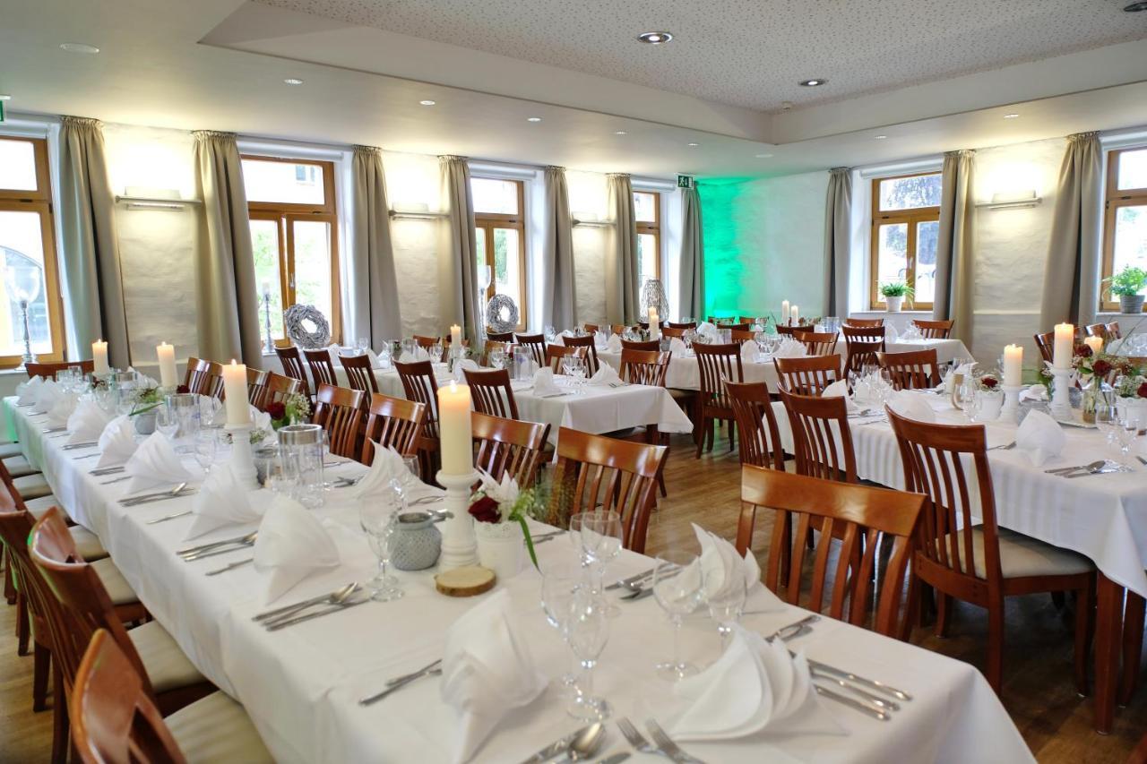 Deckert'S Hotel An Der Klosterpforte Lutherstadt Eisleben Exteriör bild